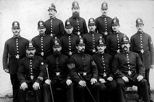 The Rise of Professional Police Beginning in the 1750s, a group of constables known as the Bow Street runners served as quasi-official detective police in England.