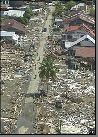 EARTHQUAKE AND TSUNAMI, 2004 * Sumatra Overall damage to a village due to