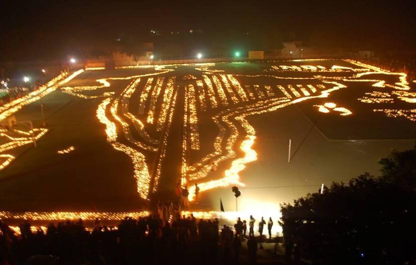 activities like world s largest Rangoli (190,000 sq ft) a mammoth map of India using 240,000 candles etc Result: Voter
