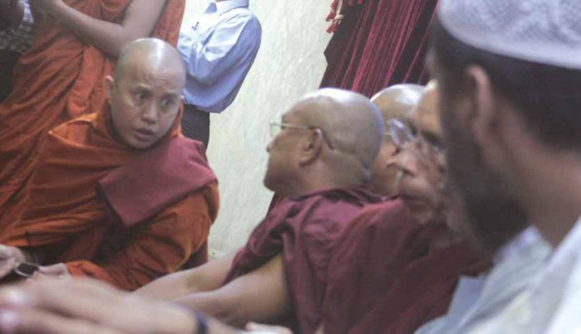 22 News THE MYANMAR TIMES JUNE 3-9, 2013 Wirathu condemns both sides over Lashio rioting PHYO WAI KYAW pwkyaw@gmail.com SI THU LWIN sithulwin.mmtimes@gmail.