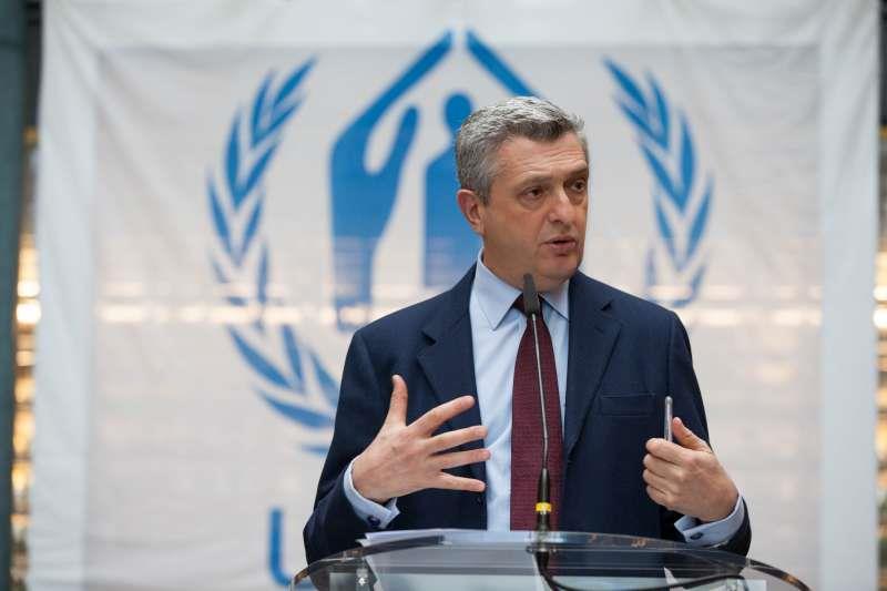 UNHCR - The UN High Commissioner for refugees = Filippo Grandi (boss) He s job is to ensure that states cooperates to ensure: - international protection for refugees (ensure rights in CR51 is