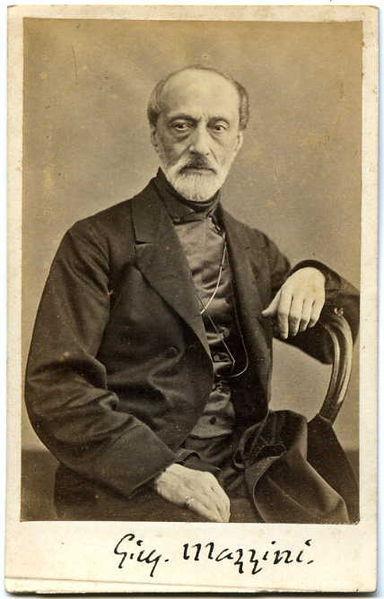 ITALY: LEADERS OF UNIFICATION Mazzini: Formed a nationalist group known as Young Italy in 1832.
