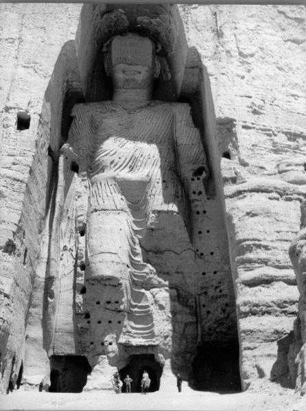 Largest Boda of the worl The Buddhas of بت های (Persian: Bamiyan