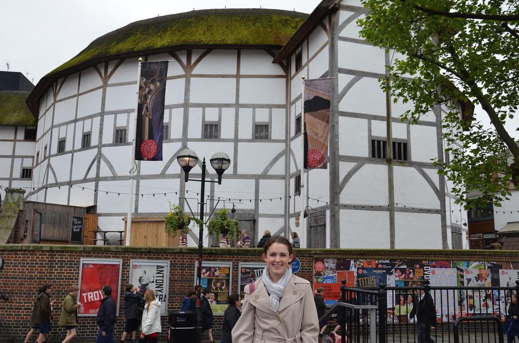 Connections to Our Curriculum The Globe Theatre - Guided Tour & Workshop Romeo & Juliet