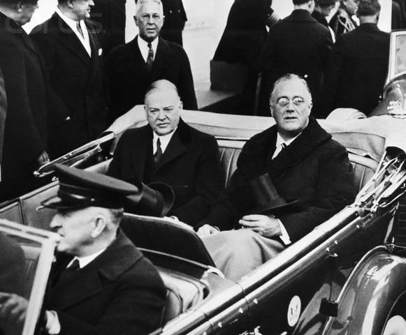 The election of 1932 Franklin D. Roosevelt (Democrat) vs. Herbert Hoover (Republicanincumbent) Hoover had little to run off of.