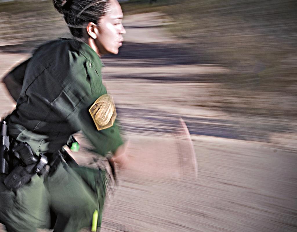 HIRING: BORDER PATROL AGENTS. built for border. Since 1924 Your mind is sharp. Your body is tough. Your soul is driven. You re Built for Border. The U.S. Border Patrol is focused 24/7 on securing our borders and safeguarding American people from terrorism, drug smuggling and illegal entry to our country.