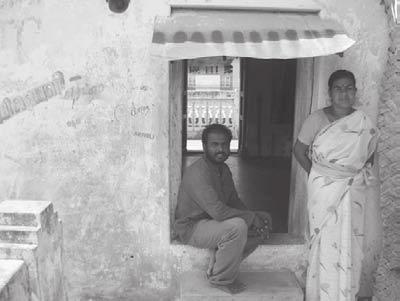 142 Chapter 4 Figure 7. Karuppiah and Neela in the room where members of the Tamil Nadu Progressive Writers Association and their friends would meet in the small town of Alangudi.