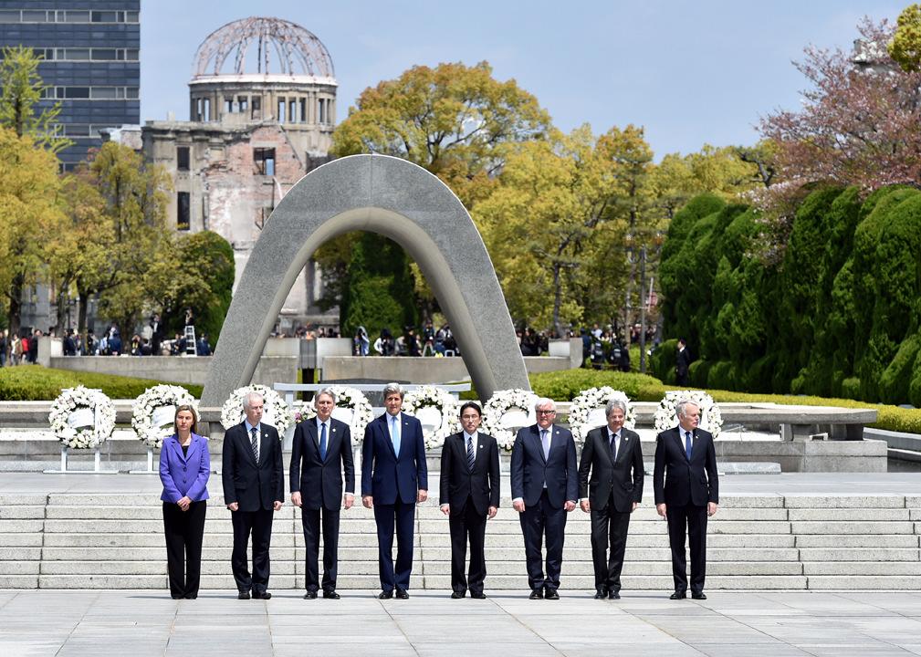 Following a concerted effort from the Japanese Minister of Foreign Affairs Kishida Fumio, atomic bomb survivors and various other parties, this ultimately led to a visit by President Obama.