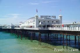 Franklin (1883) The D threw a large box into the sea from a pier in Brighton.