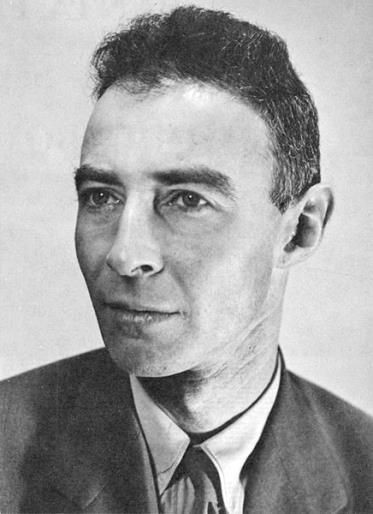 Freedom of Speech Takes A Hit J. Robert Oppenheimer led the Manhattan Project in WWII and was the chairman of the General Advisory Committee of the U.S. Atomic Energy Commission (AEC).