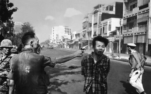 Death of a Viet Cong Suspect During the Tet Offensive 1968 21A. Events leading up to the picture: 21B.