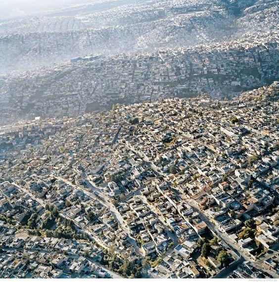 Impacts of Mexico s Rise The cities in Mexico were not able to support the increase of people living in them and there grew a rising lower class.