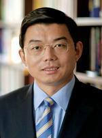 Panel III: Legal and Constitutional Reform Professor Wang Zhenmin Professor and Dean School of Law Tsinghua University Professor Wang Zhenmin is Professor of Law and Dean at the School of Law,