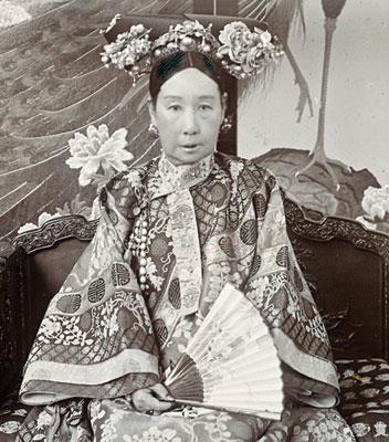 Foreign Influence Grows Resistance to Change Dowager Empress Cixi (tsi she) effectively rules China most years from 1862 to 1908 Supports reforms aimed at education, government, military Otherwise