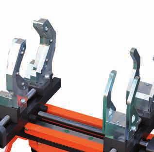 The machine displays a steel frame that can be used as a support to the aligning body; the unit distinguishes itself by being able to work in tight spaces, after a swift releasing