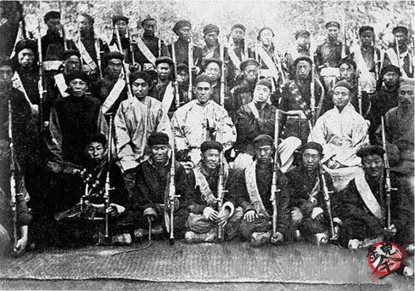The Boxers The Boxers ( Militia United in Righteousness ): It was a secret society around the area of Shandong.