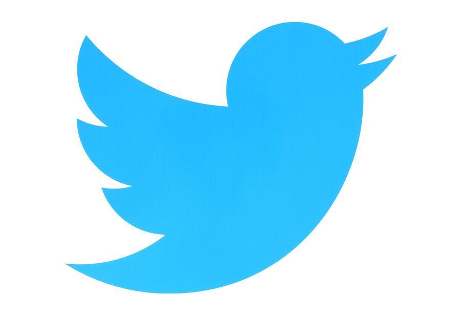 Key Takeaways on Twitter Use your real name (or similar to it) for your username Include a professional profile image and header Write a short but descriptive bio including job title, company and