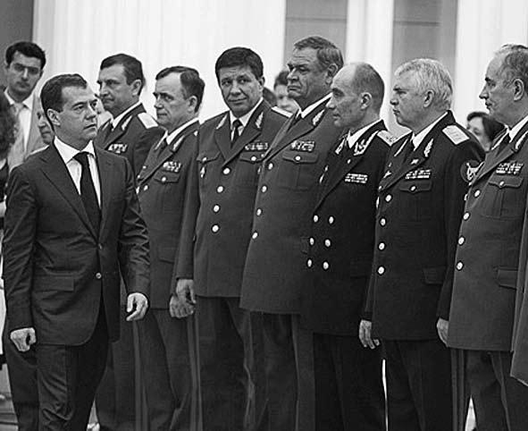 Medvedev meeting with officers from the Russian Armed Forces. In November 2009, the Law on Amendments to the Law on Defence proposed by President Medvedev entered into force.
