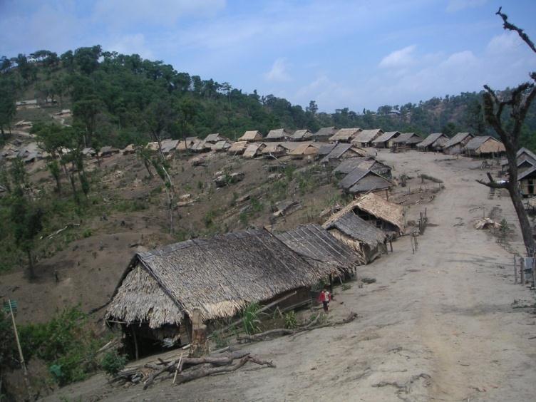 Shan Refugee Village at Loi