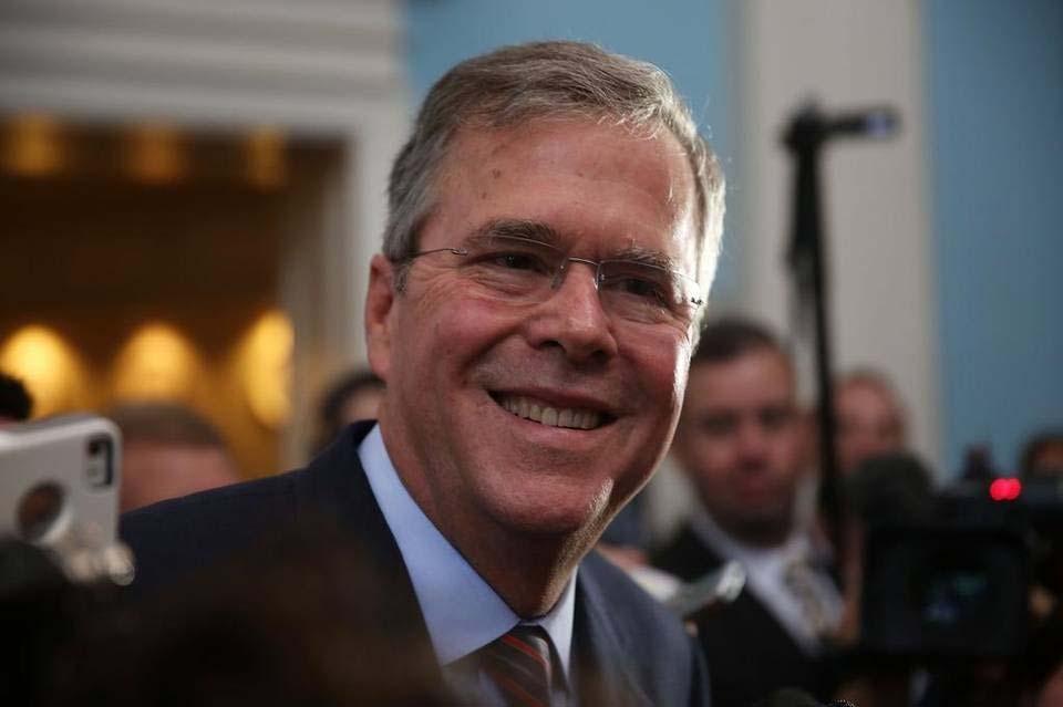 Jeb Bush JUNE 4, 2015 Jeb Bush to announce presidential bid June 15 in Miami Jeb Bush spoke to a crush of reporters Tuesday at Disney s Yacht and Beach Club Convention Center during a forum hosted by