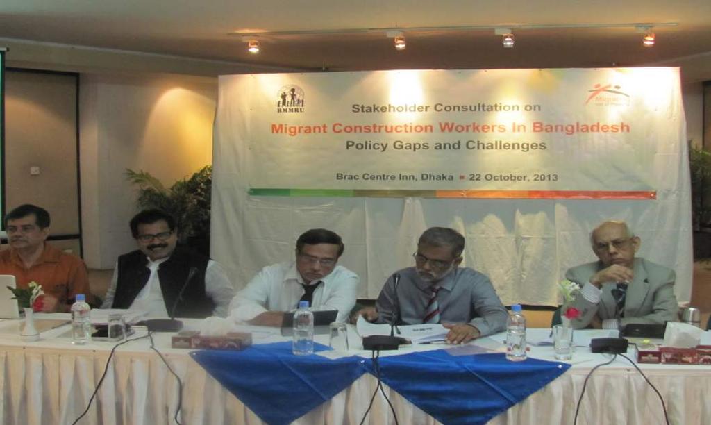 911 Internal Migrant Workers and the Construction Sector in Bangladesh: Tackling informality and exploitative labour practices Summary According to new research conducted by the Migrating out of