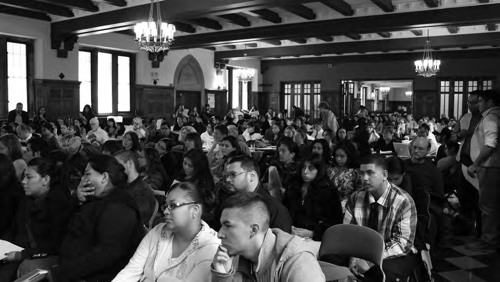 A crowd gathers to learn about the DREAM Act and how undocumented students can prepare for college. Connie Ma, Flickr CC and 11.