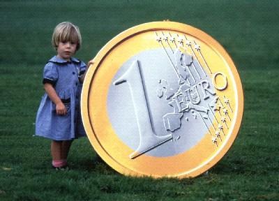 European Central Bank The European Central Bank (ECB) is the central bank for Europe's single currency, the euro.