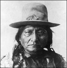 - The chief of the Sioux nation Sitting Bull Notorious for the defeat of the Seventh Cavalry of General Custer at the battle of Little Bighorn in 1876.