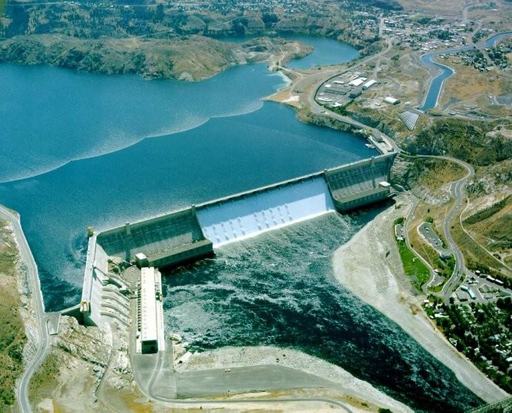 The Hundred Days and the First New Deal PWA built Grand Coulee Dam on Columbia River (Washington) Made possible irrigation of millions of acres of farmland when government was
