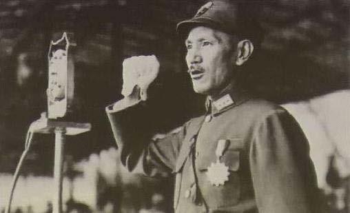 Chiang Kai-shek With the Chinese moving to the interior, Chiang