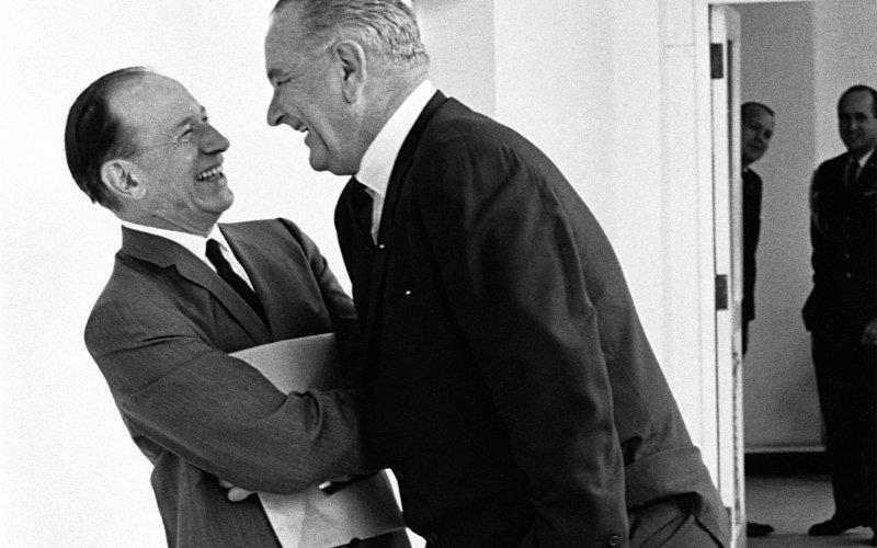 The Great Society Under LBJ s ambitious legislative package, the Federal Government takes interest in