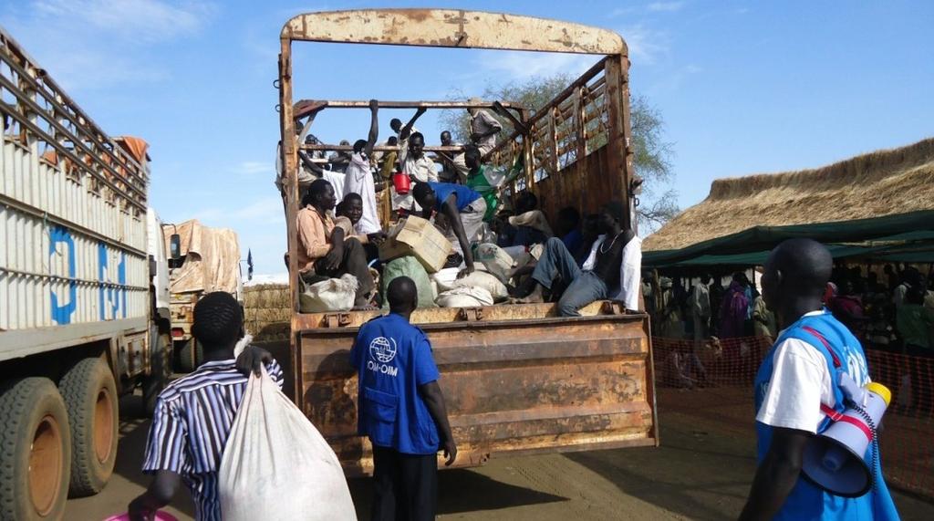 resuming operations to provide transportation for stranded returnees in Renk, Upper Nile State.