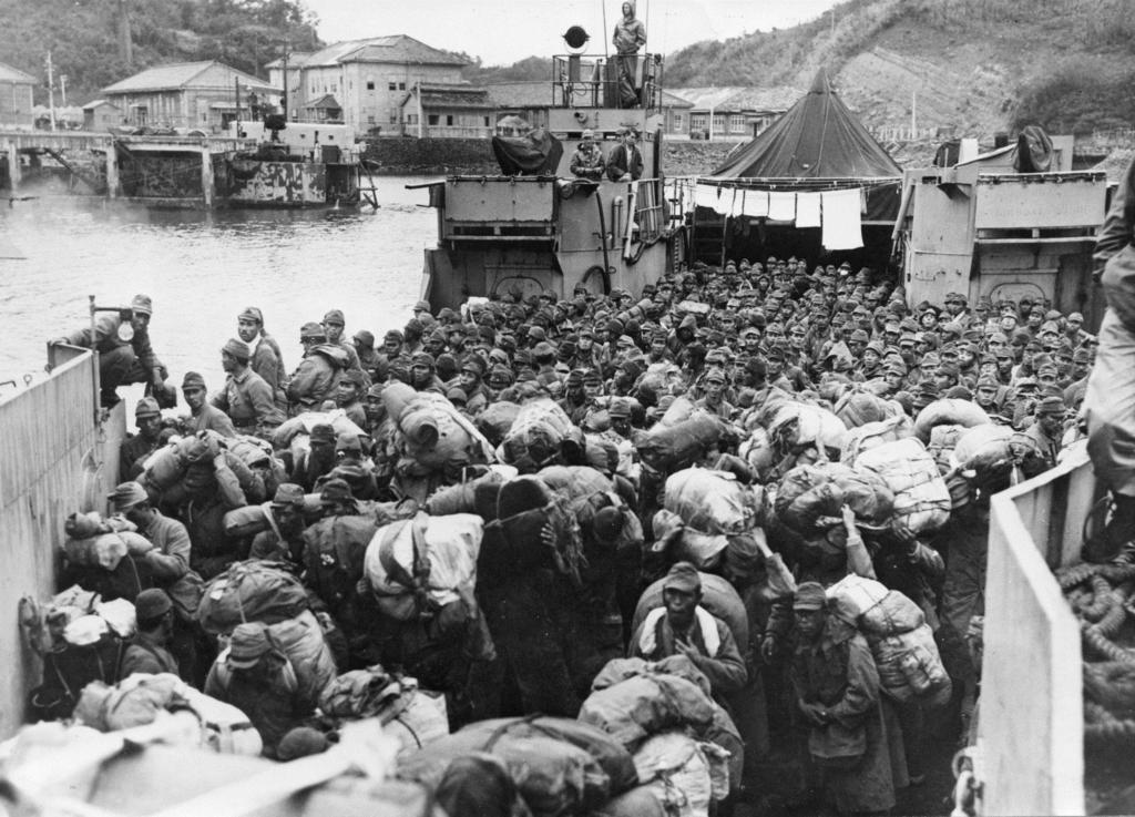 PHOTO: Repatriation of Japanese Troops, c. 1946 When World War II ended, nearly six million Japanese troops were spread out across the Pacific Theatre.
