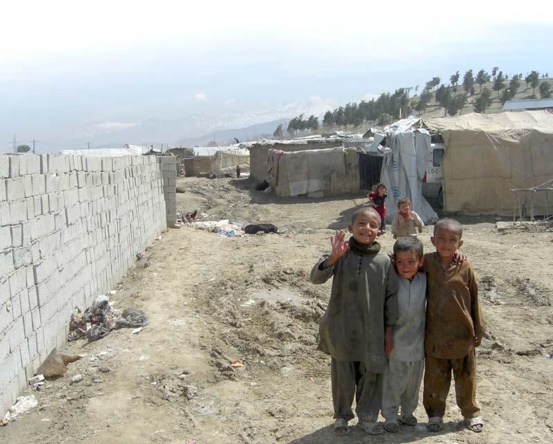 The adoption of Afghanistan s first national policy for internally displaced people (IDPs people who have been forced to flee their homes, but have not crossed an international border) is a landmark