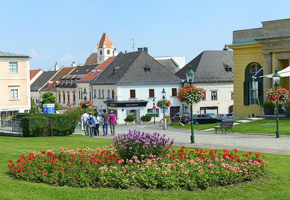 SPOTLIGHT ON THE REGIONS Burgenland, Austria People living in rural areas of the EU tended to be slightly more satisfied with their accommodation than those living in cities.