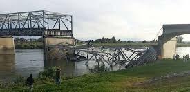 Estimated Bridge Repair Costs In $000 Structural Functional TOTAL All Bridges $ 57,334,857 $ 119,715,953 $ 177,050,810 Eligible for rehabilitation $ 14,964,025 $ 69,376,551 $