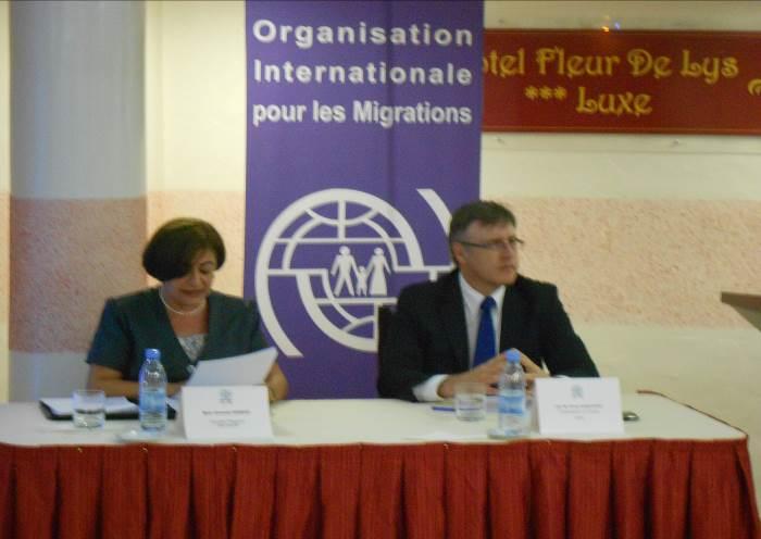 CONSULTING WITH CIVIL SOCIETY FOR THE PROTECTION OF PEOPLE ON THE MOVE IN WEST AFRICA The Regional Office of IOM for West and Central Africa in Dakar organized a workshop with the civil society on