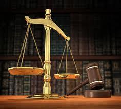 ORGANISATION OF FEDERAL COURTS IN AMERICA 1. DISTRICT COURTS:-Districts courts are the lowest or federal courts. At present, there are about 89 district Courts in America. 2.