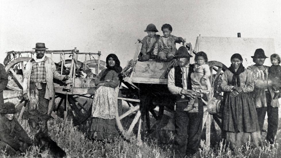 The Métis People A Metis Family in North Dakota -1883 Source: Canadian