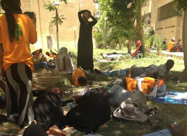 Oromo Refugee Community in Cairo: demonstrating and sleeping in front of the UNHCR office for four consecutive days (June 9 12, 2013) On May 30, 2013, a 25 year-old Oromo woman was attacked when she