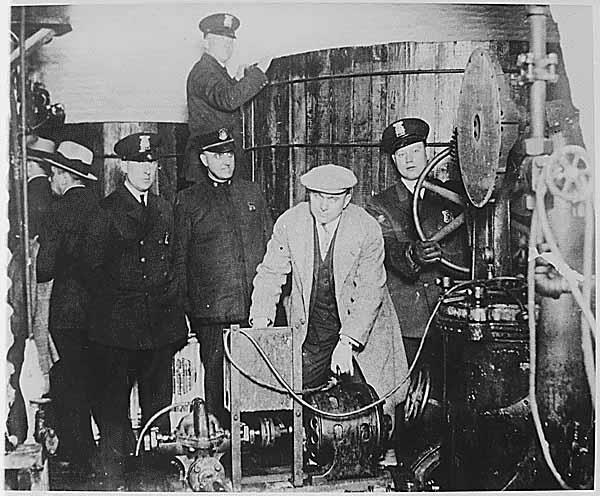 Why Prohibition Failed? 1500 agents were responsible for enforcing 1.Unpopular 2.