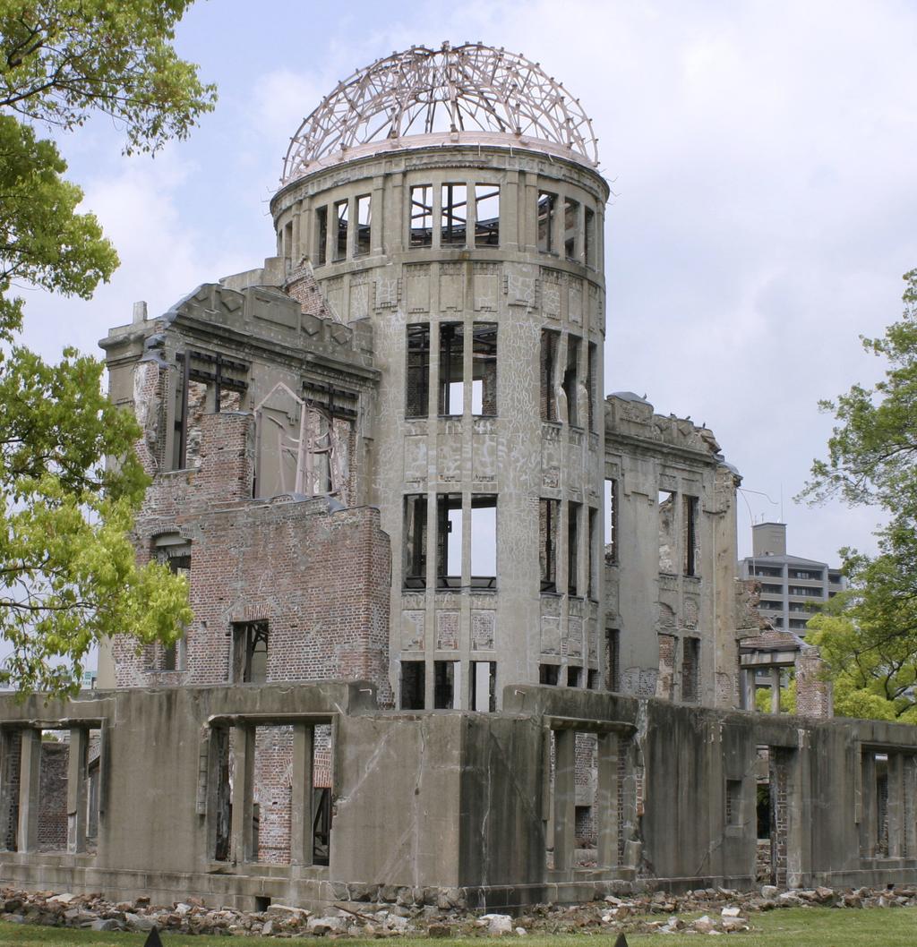 5 The atomic bomb dome (Genbaku Dome) in Hiroshima, Japan, April 25, 2007 (Photo: Torbjørn Graff Hugo). resolution.