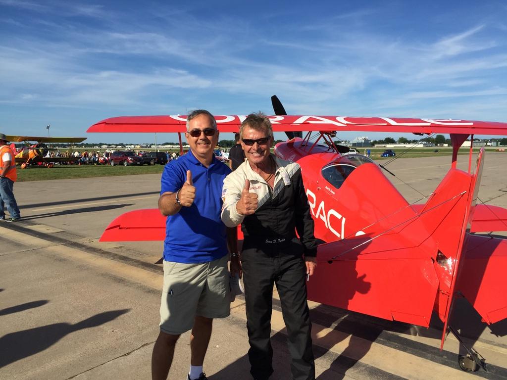 Celebrity Spotting On a beautiful July 10th, the club s Buddy Flight flew out to Reece s Corners Aerodrome just east of Sarnia for breakfast.