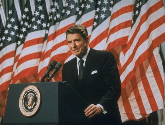 Reagan & Foreign Policy Reagan wanted to restore U.S.