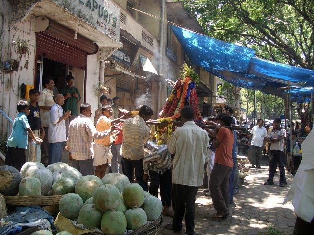 Sidewalk in Gandhi Bazaar Market, Basavannagudi (2009) Picture 3.17.