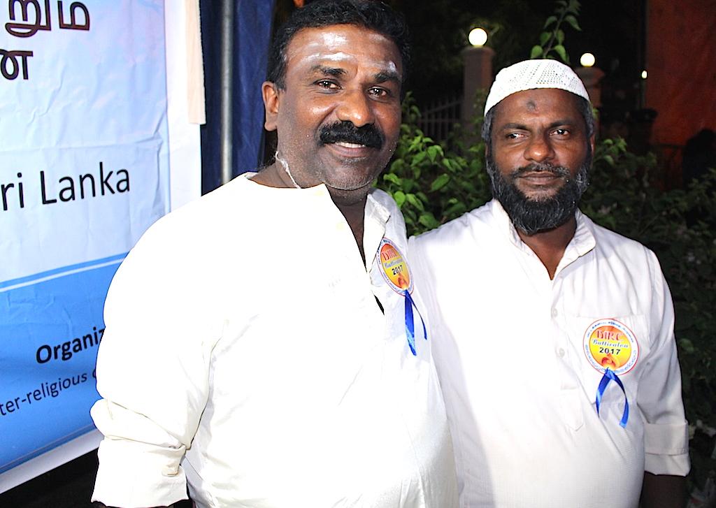 Vesak With A Difference in Batticaloa Members of Batticaloa s District Inter Religious Committee (DIRC) decided to make it a Vesak with a difference by inviting people of all religions to participate