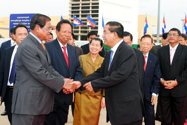 As the ASEAN s Chair, the Cambodian premier highly valuated the G20 Summit, which boosts the exchange of views on our common concerns.