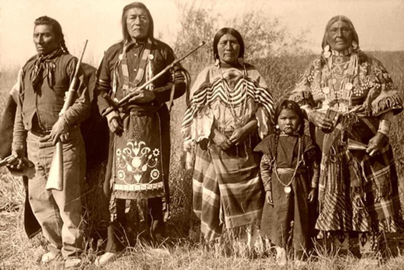 Sioux people created ghost dance hoping to bring back the buffalo US army though Chief Sitting Bull was using the dance to start