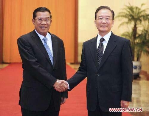 Effects to economy April 2006, Wen Jia-Bao visited Cambodia and pledged US $600 million in aid