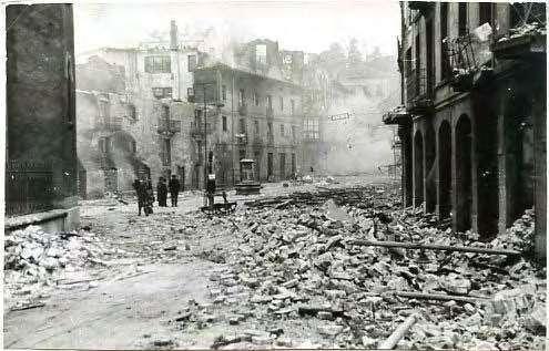 REFUGEES FROM SPAIN Escaping the War General Franco s rebels and their German and Italian allies sent warplanes to bomb Spanish cities.